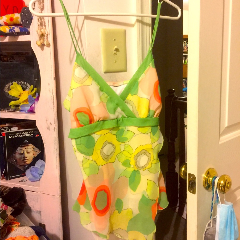 🍀4/$20 vintage floral v-neck tank top cami